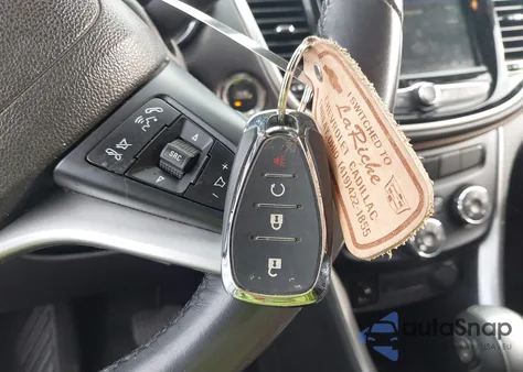 2018 Chevrolet Trax Lt z USA, uszkodzony, nr VIN 3GNCJLSB1JL389205